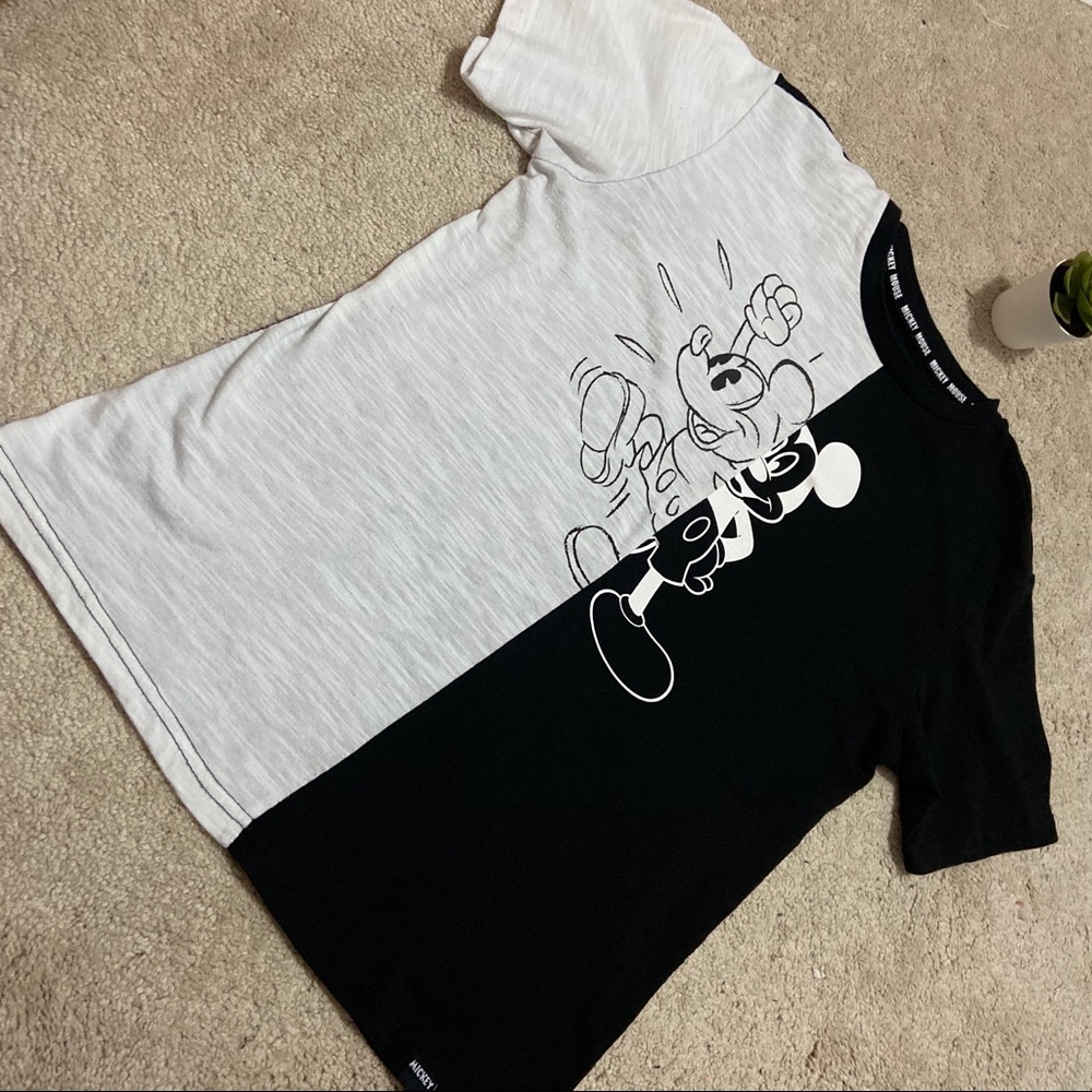 Mickey Mouse t-shirt 2X kids